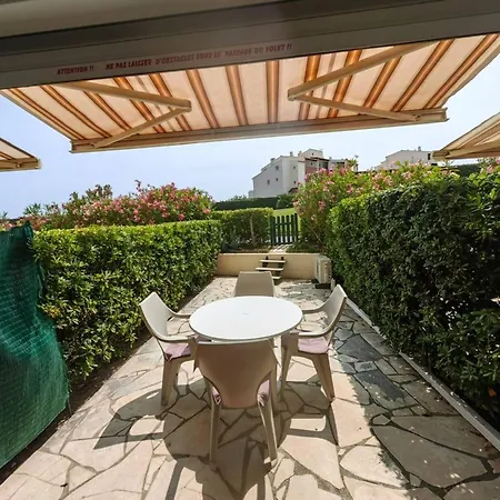 Daire T2 Climatise Pour 6 Avec Piscine, A 20m De La Mer, Terrasse, Proche Commerces Et Attractions - Fr-1-607-84 *